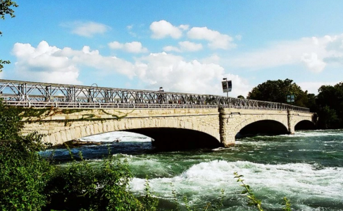 Niagara Falls to be Shut Down for Bridge Replacement